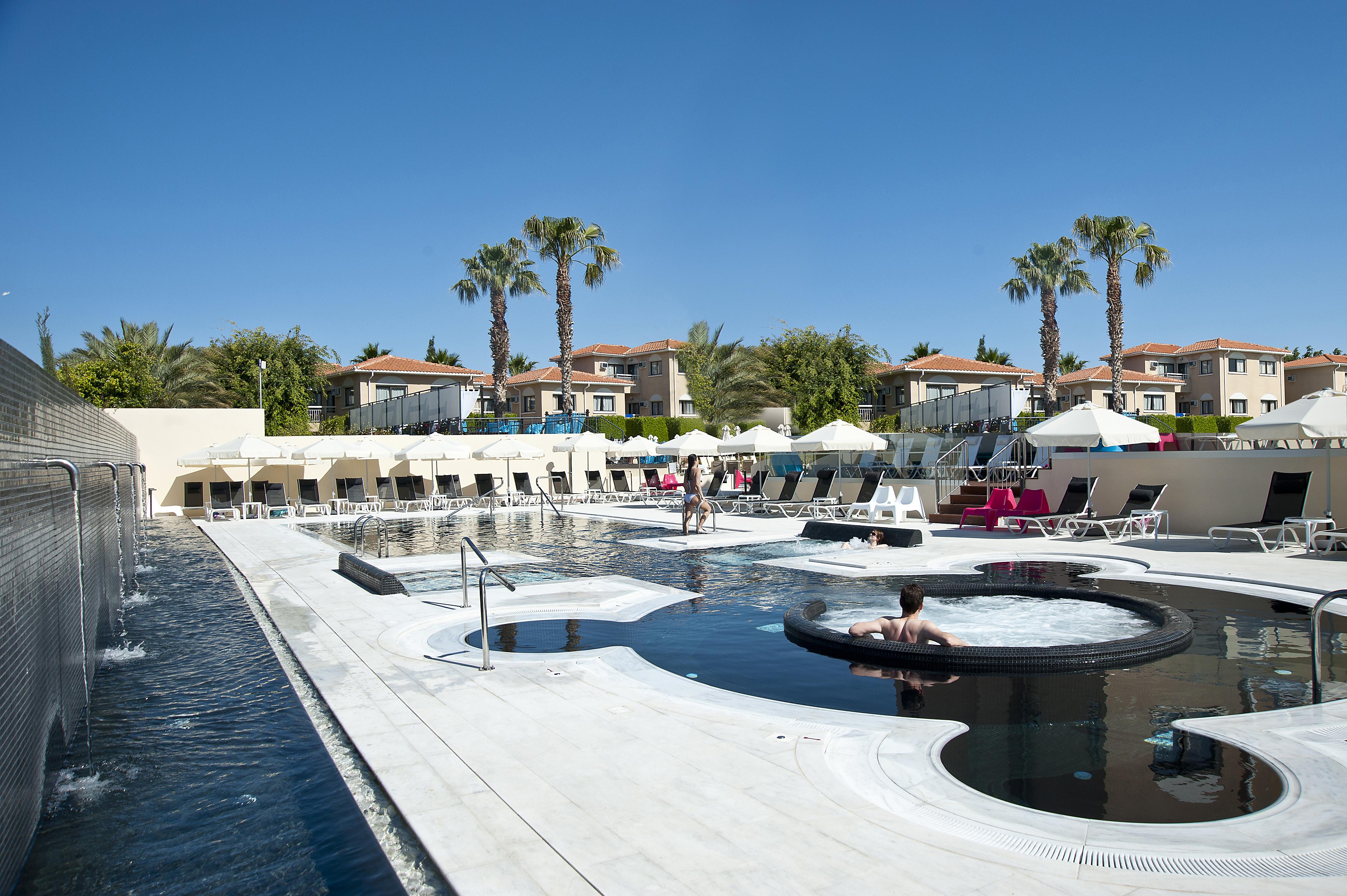 King Jason Paphos - Designed For Adults By Louis Hotels Exterior foto