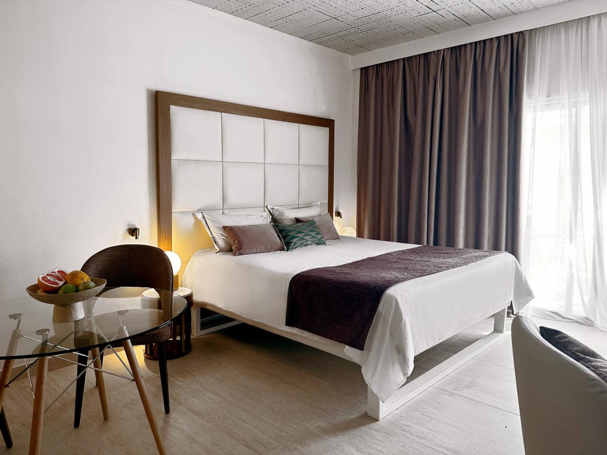 King Jason Paphos - Designed For Adults By Louis Hotels Exterior foto